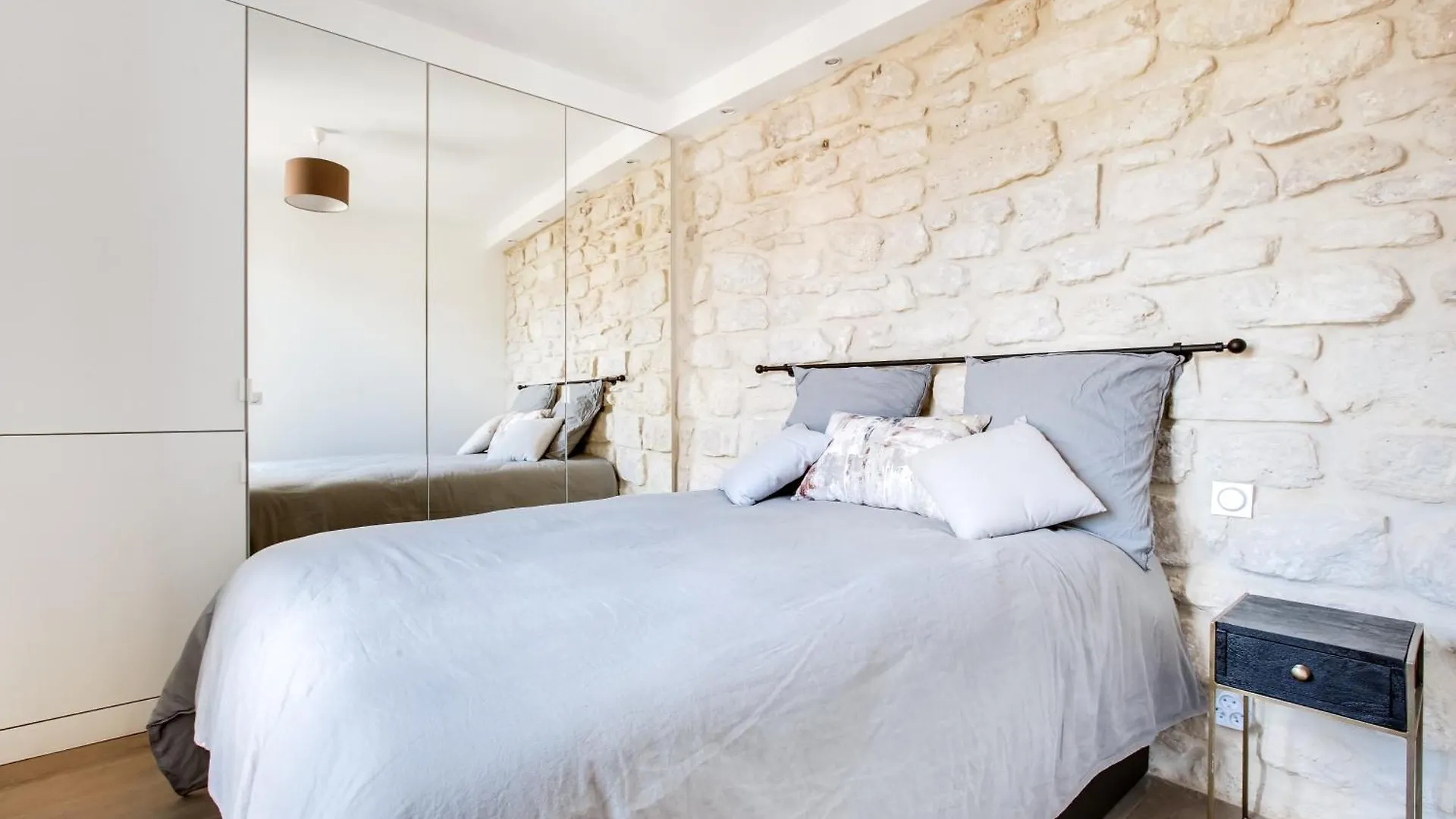 Appartement Volontaire Parijs
